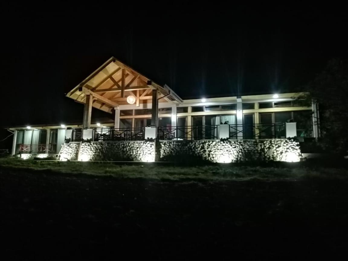 Belvedere Otel Ambrolauri Dış mekan fotoğraf