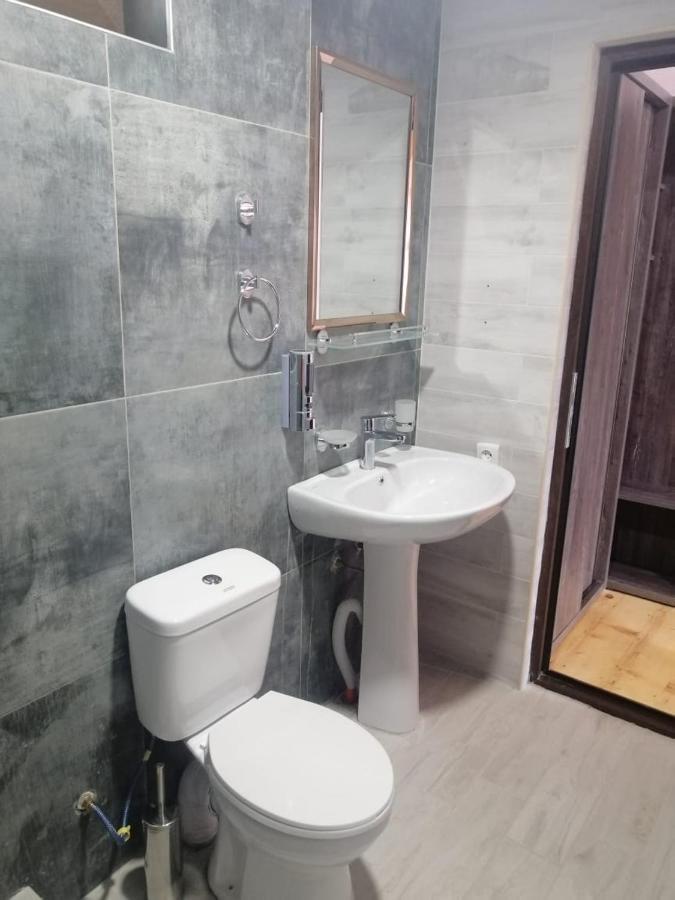 Belvedere Otel Ambrolauri Dış mekan fotoğraf