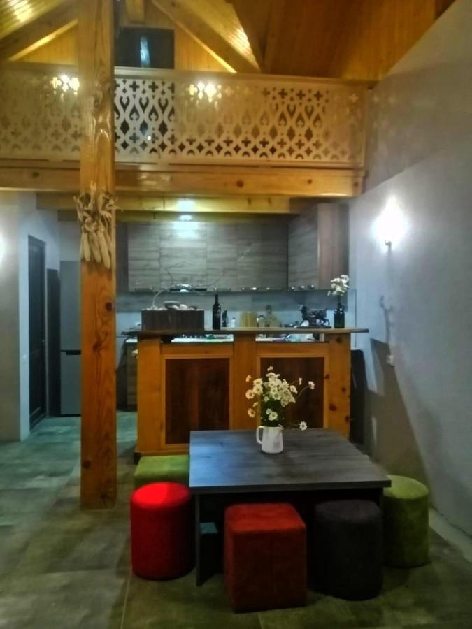 Belvedere Otel Ambrolauri Dış mekan fotoğraf