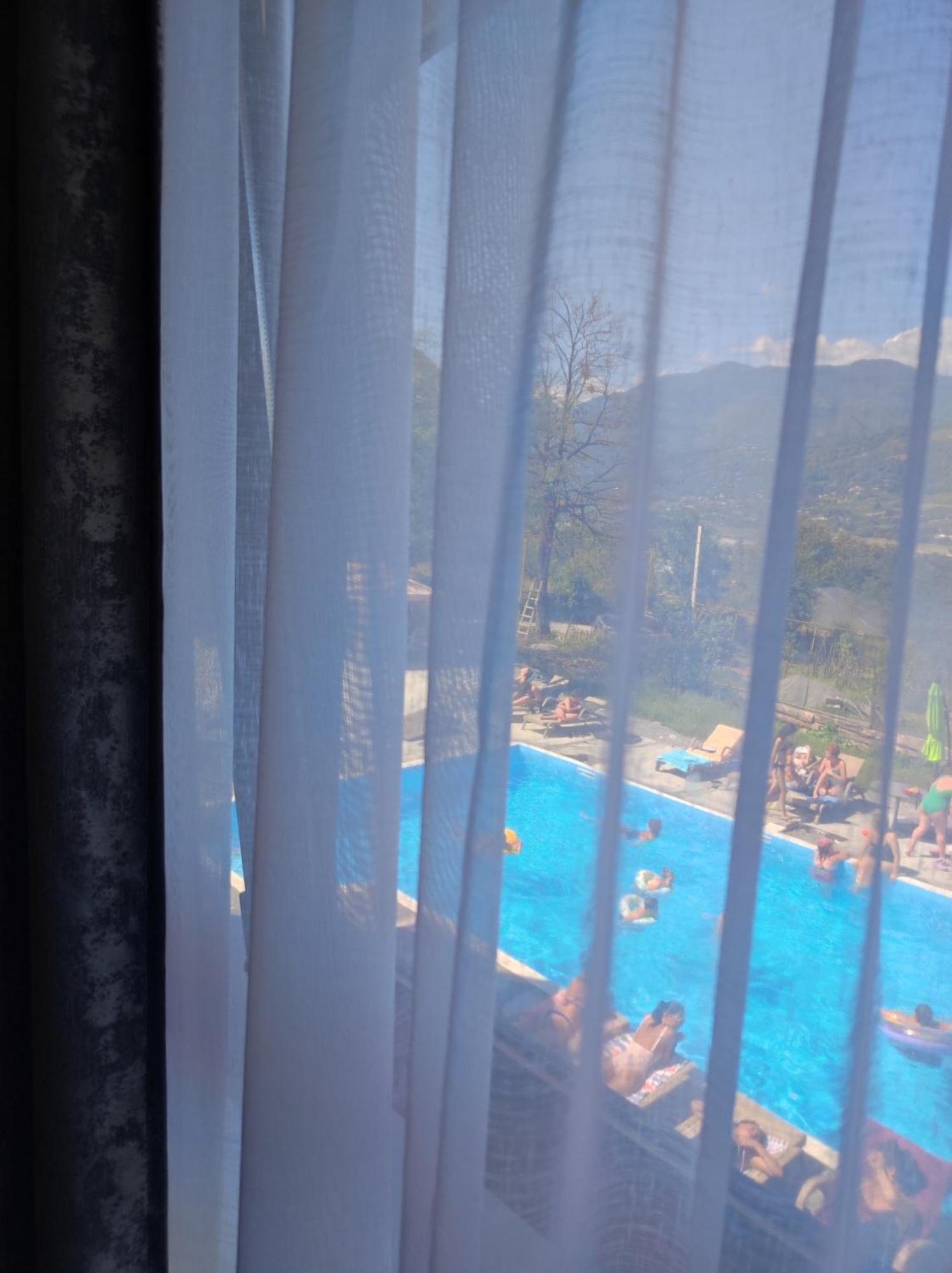 Belvedere Otel Ambrolauri Dış mekan fotoğraf