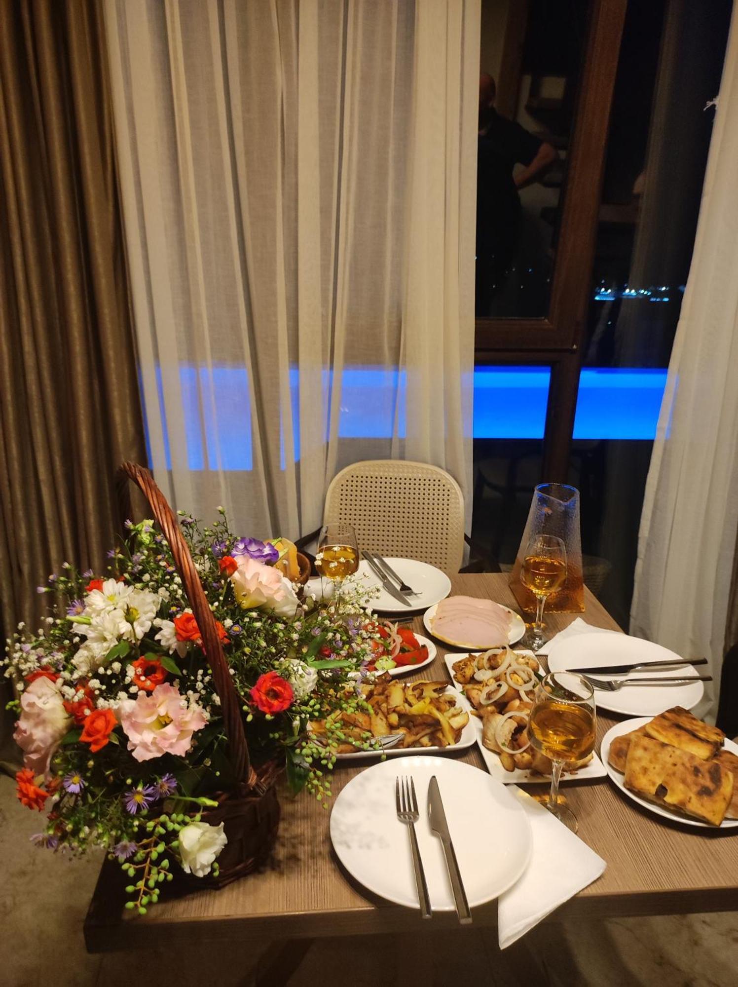Belvedere Otel Ambrolauri Dış mekan fotoğraf